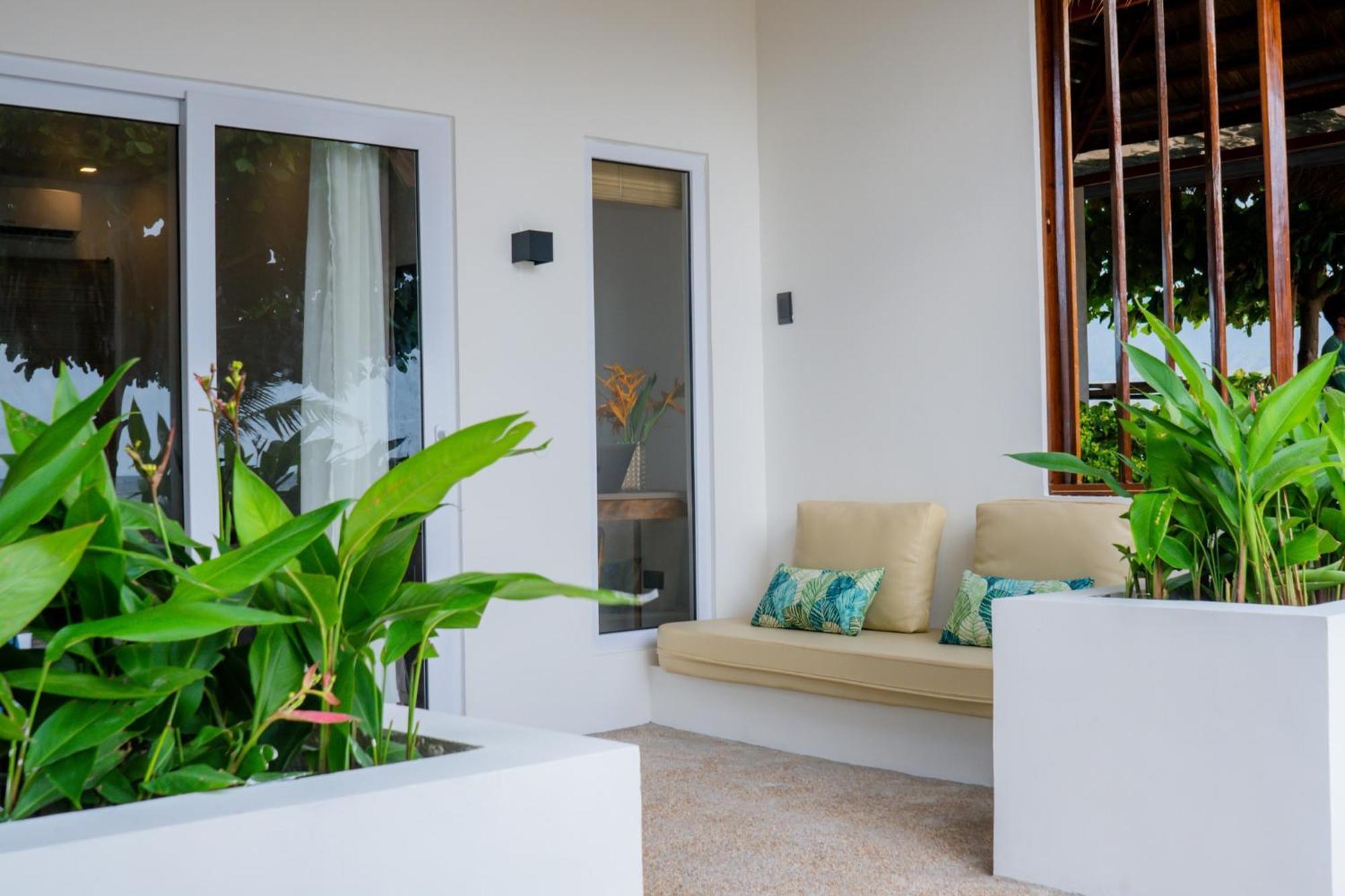 Baia Serena Resort Coron Exterior photo